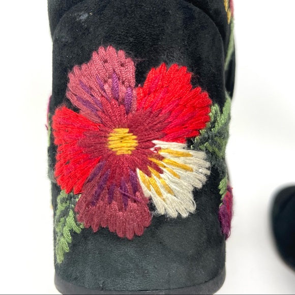 Sam Edelman Tavi Floral Embroidered Black Suede Booties Size 8.5 - Picture 10 of 10